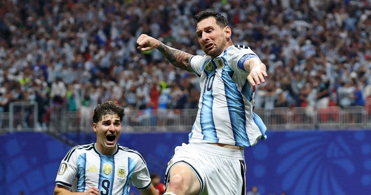 الأرجنتين 3-1 سويسرا: طرد إمبولو يفتح الطريق أمام "الألبيسيليستي" في الوقت الإضافي نحو نصف النهائي