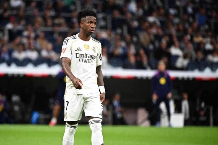بسبب خلاف على العقد.. أرسنال يراقب وضعية فينيسيوس جونيور مع ريال مدريد